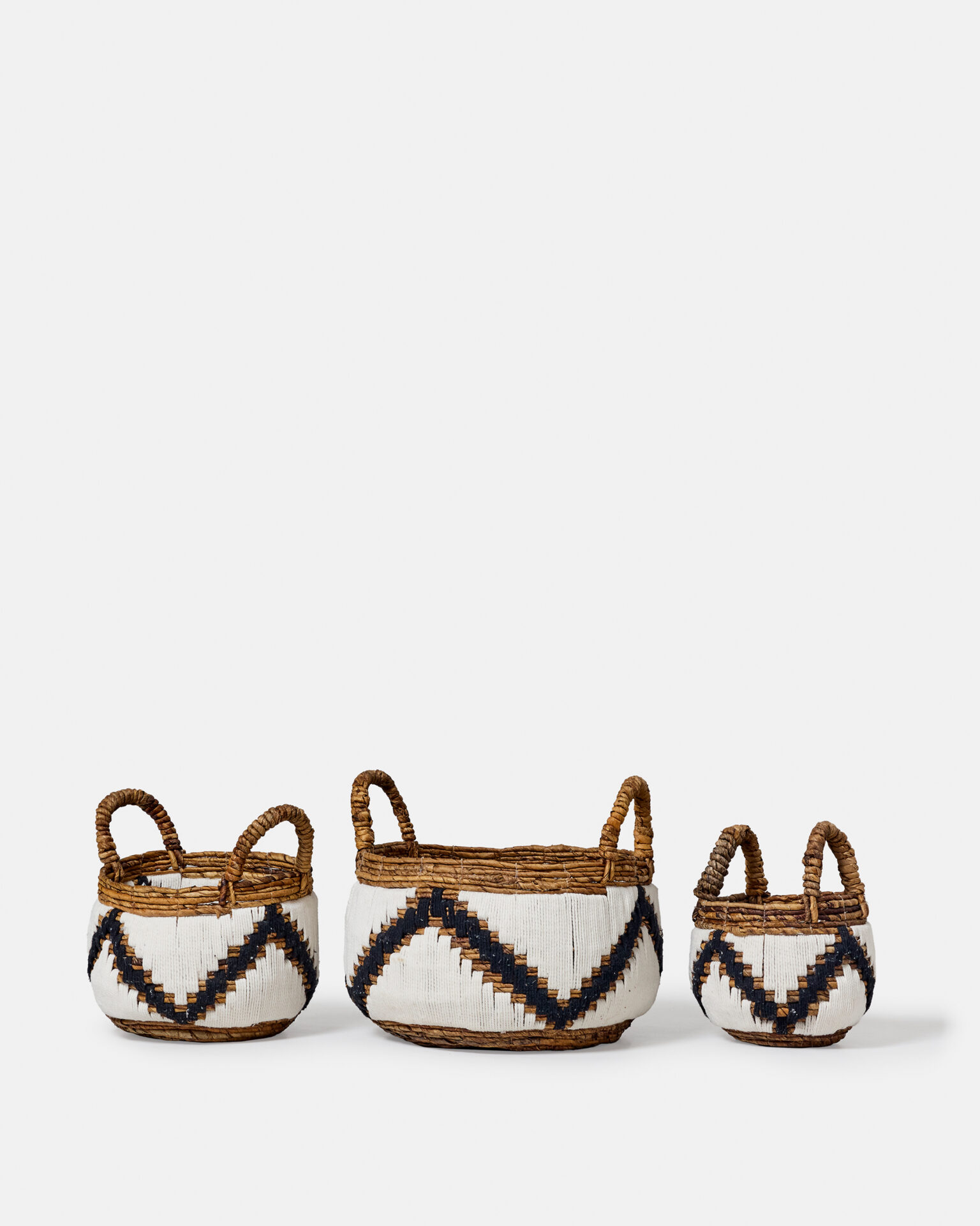 2025-12-02-DesignTrip-Day021390 Camper Basket - Image 1