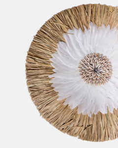 Algian wall decoration made of seagrass, feathers and seashells - Image 2