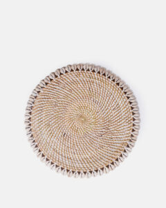 Seashell placemat - white and brown